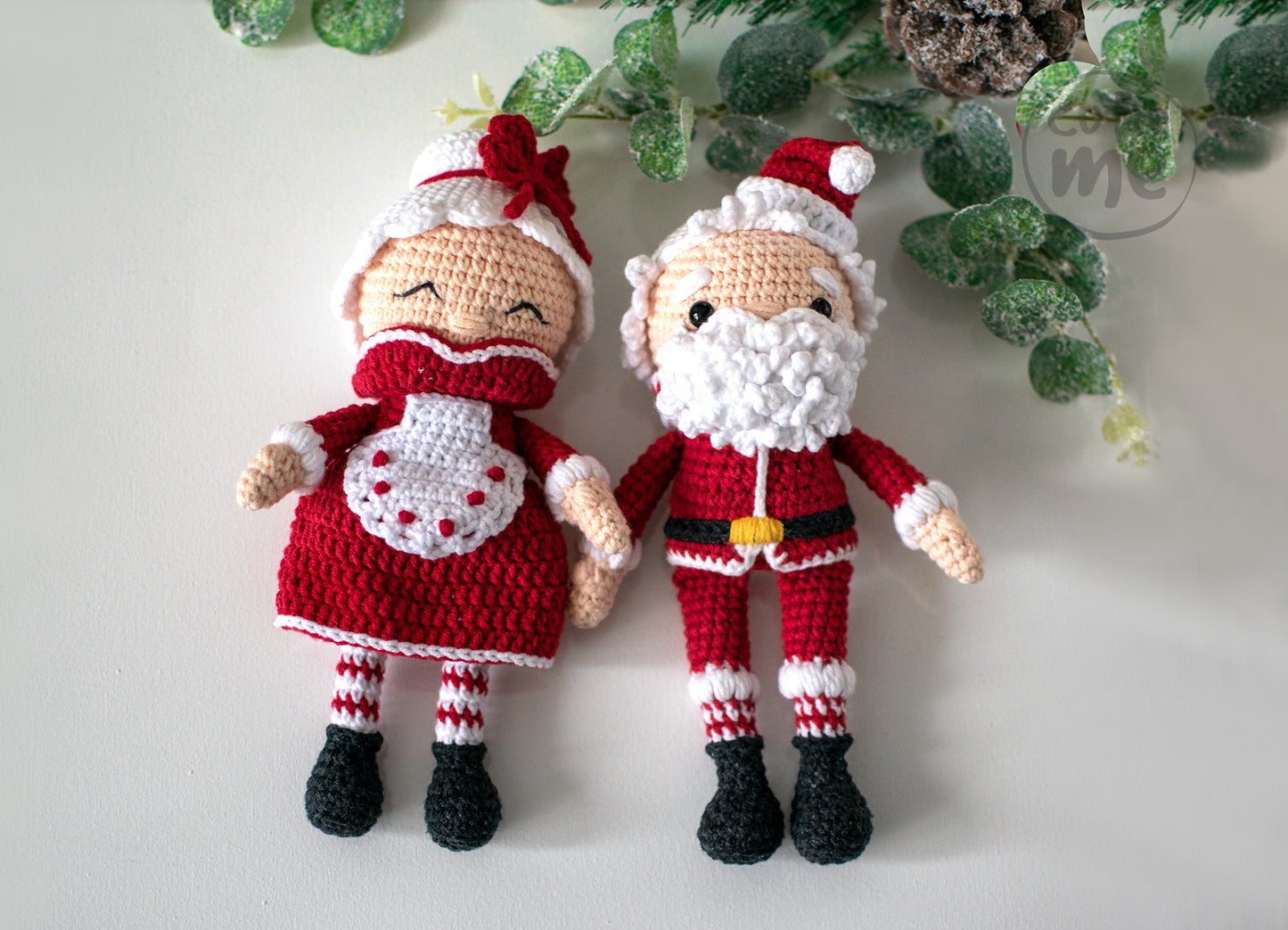 Mr & Mrs Santa Claus Christmas amigurumi crochet toy pattern pdf