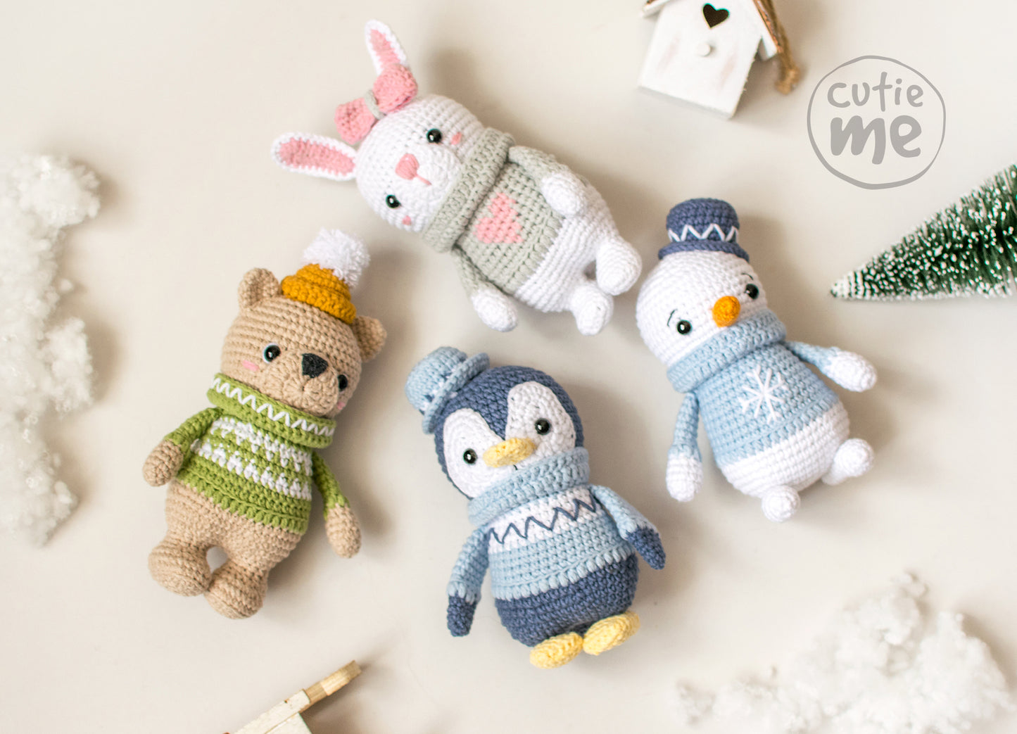 Charlie the Snowman amigurumi crochet toy pattern pdf