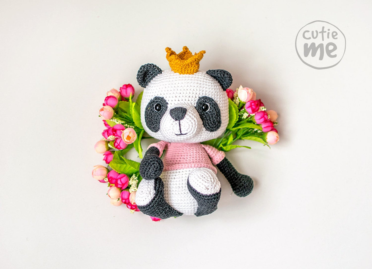 Susie the Panda amigurumi crochet toy pattern pdf