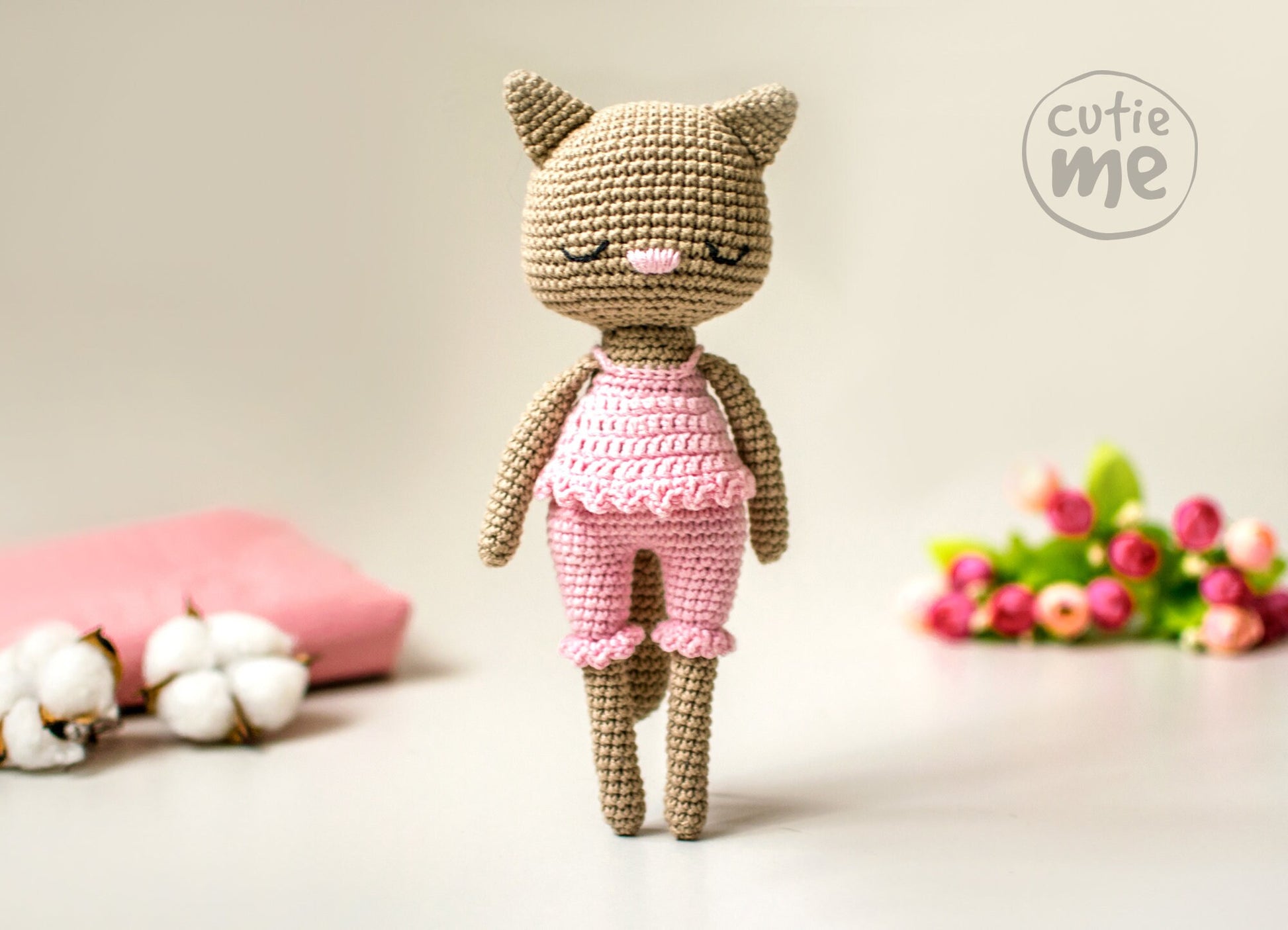 Molly the Cat amigurumi crochet toy pattern pdf