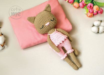 Molly the Cat amigurumi crochet toy pattern pdf