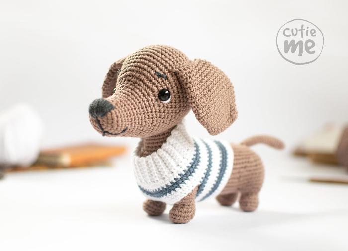 The Dachshund Yumi amigurumi crochet toy pattern pdf