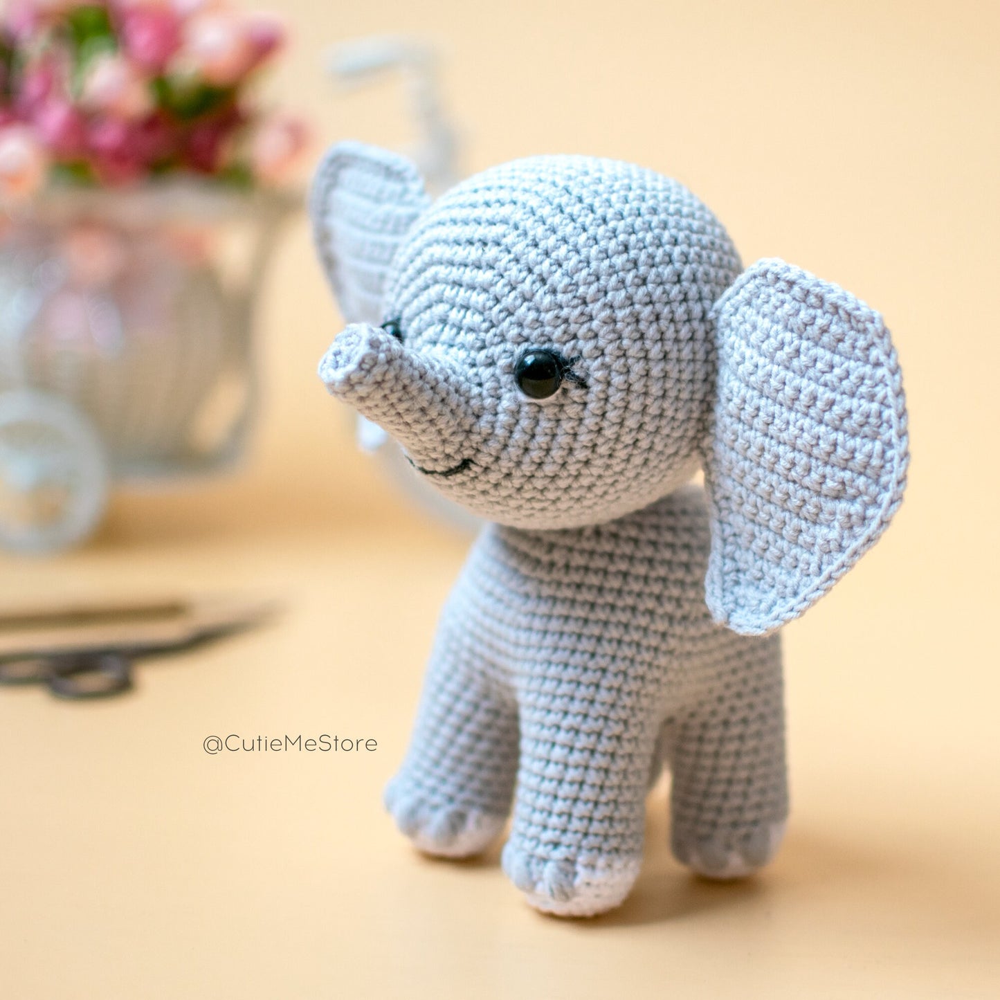 Dumbo the Elephant amigurumi crochet toy pattern pdf